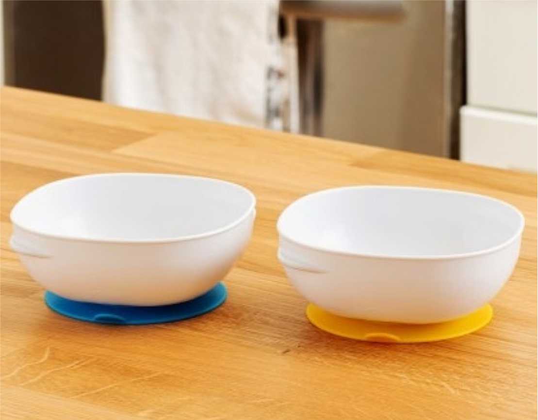 lifestyle-no-slip-suction-bowl-on-counter-blue-yellow