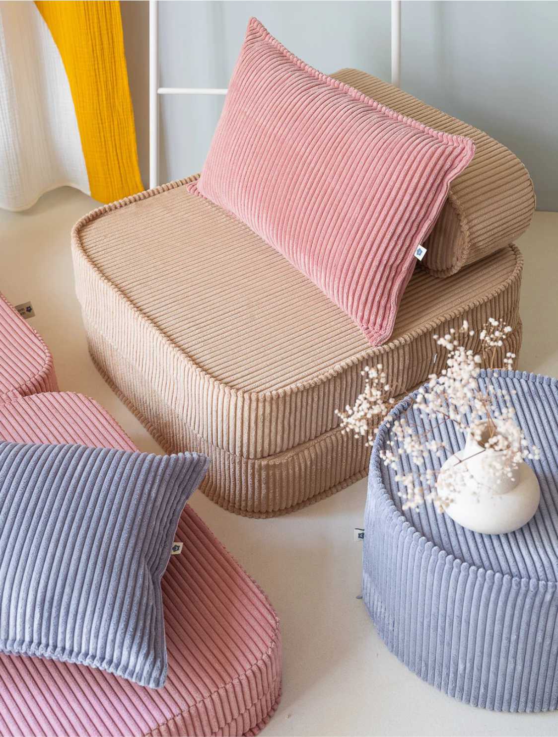 pink-mousse-Bolster-pagalve